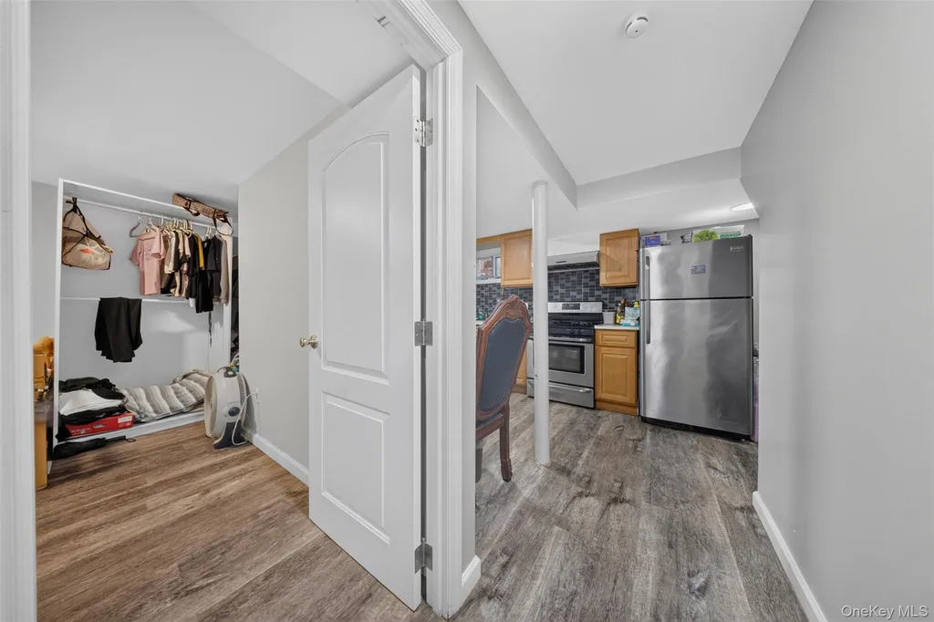 3822 205th Street Bayside NY 11361
