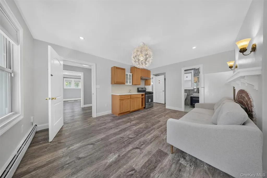 3822 205th Street Bayside NY 11361