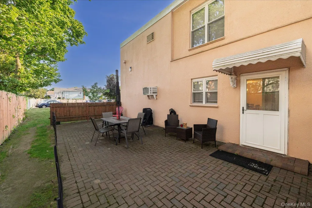 1861 Grand Avenue Baldwin NY 11510