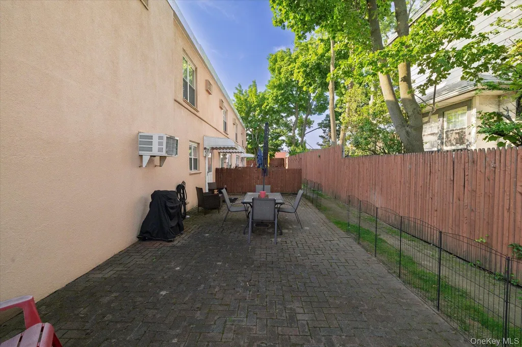 1861 Grand Avenue Baldwin NY 11510