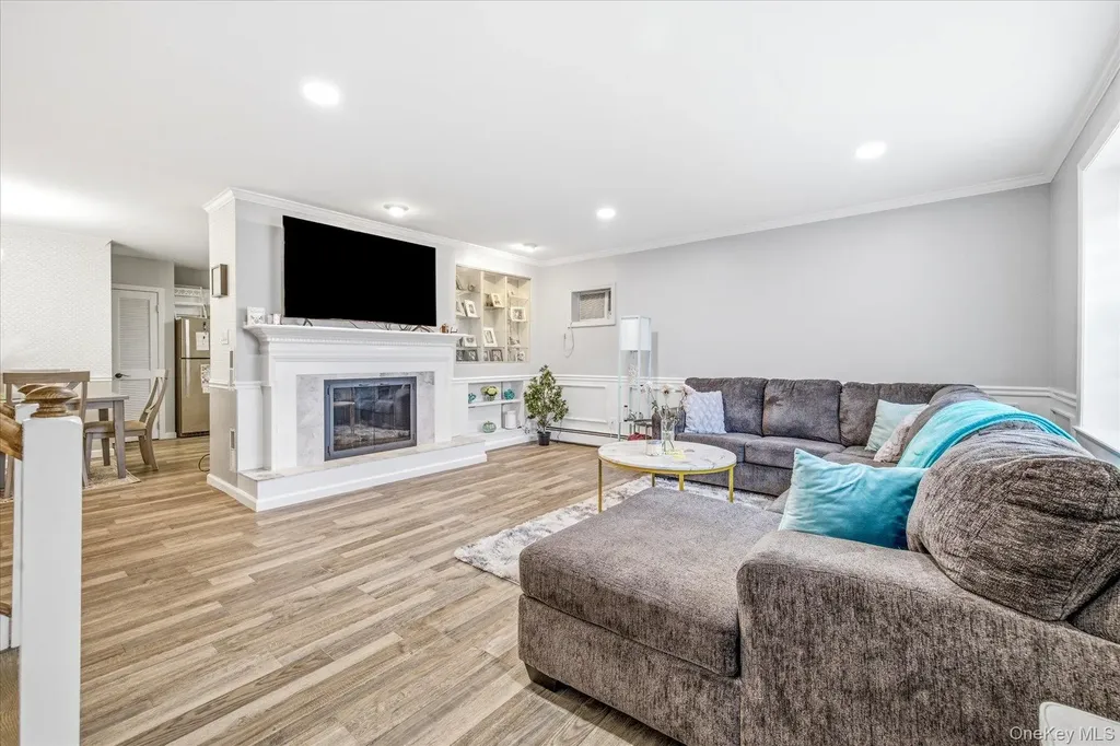 1861 Grand Avenue Baldwin NY 11510