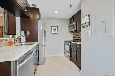 123 Mamaroneck Avenue Mamaroneck NY 10543