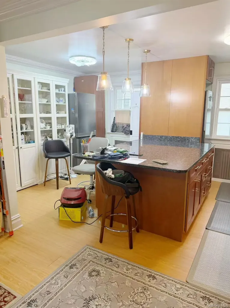 223-30 65th Avenue Oakland Gardens NY 11364