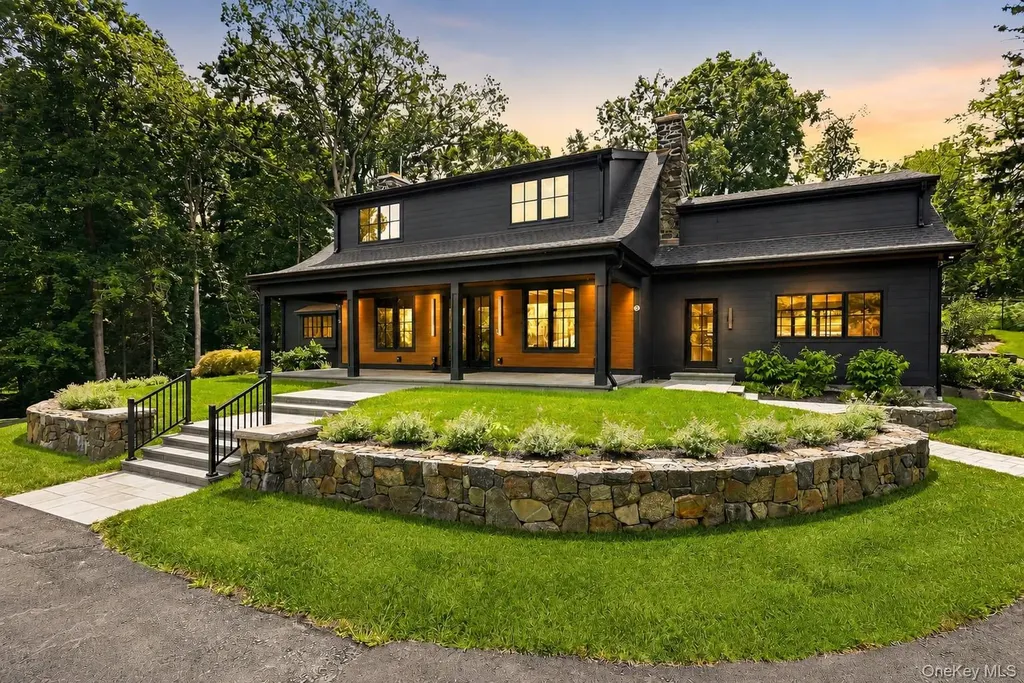 77 Montrose Station Road Montrose NY 10548