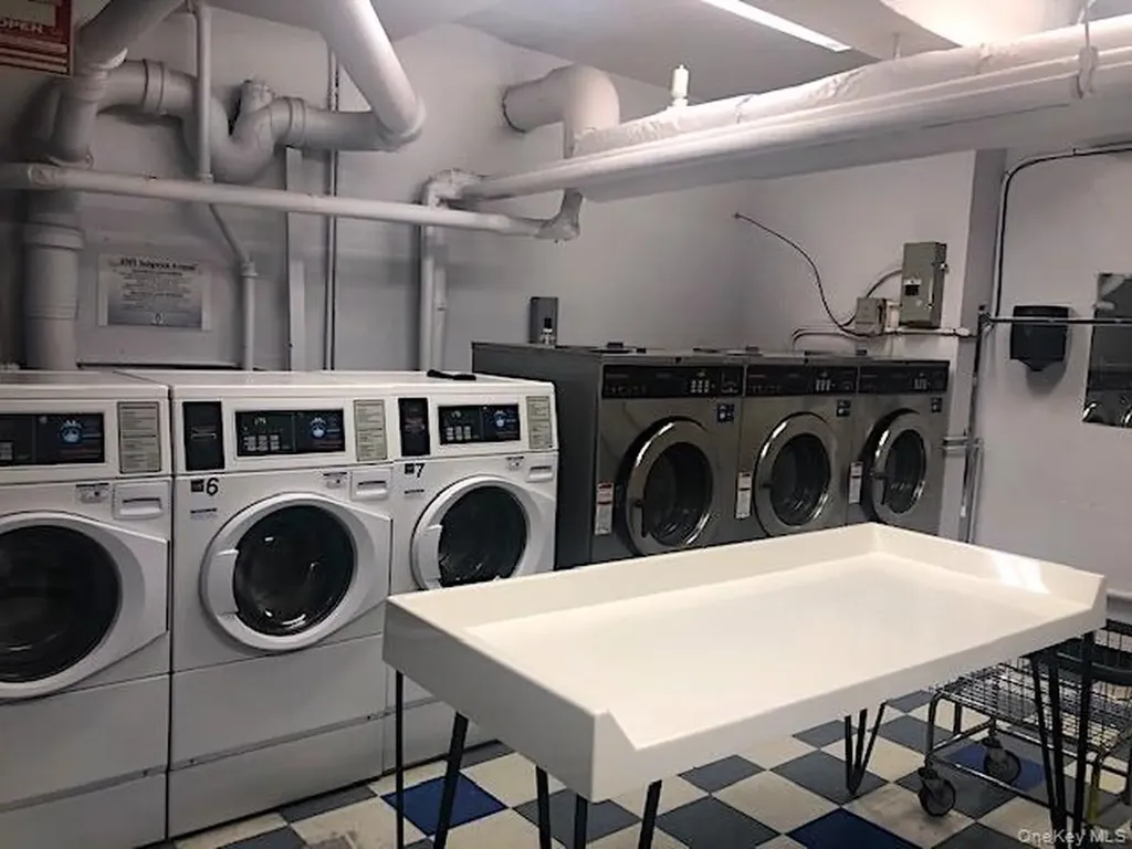 3363 Sedgwick Avenue Bronx NY 10463