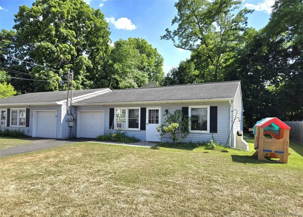 9 Creekview Court Wappingers Falls NY 12590