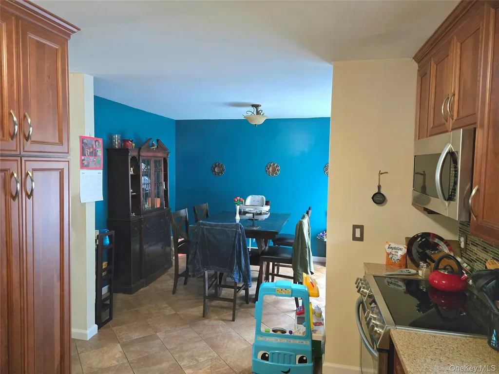 9 Creekview Court Wappingers Falls NY 12590