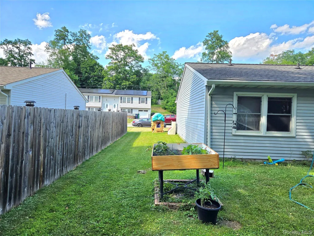 9 Creekview Court Wappingers Falls NY 12590