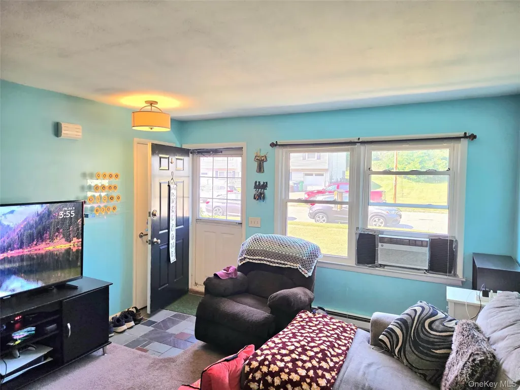 9 Creekview Court Wappingers Falls NY 12590