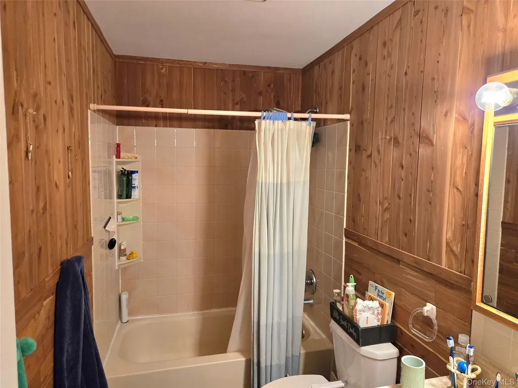 9 Creekview Court Wappingers Falls NY 12590