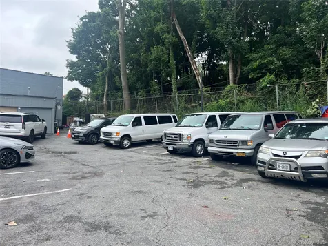 253 S Broadway Yonkers NY 10705