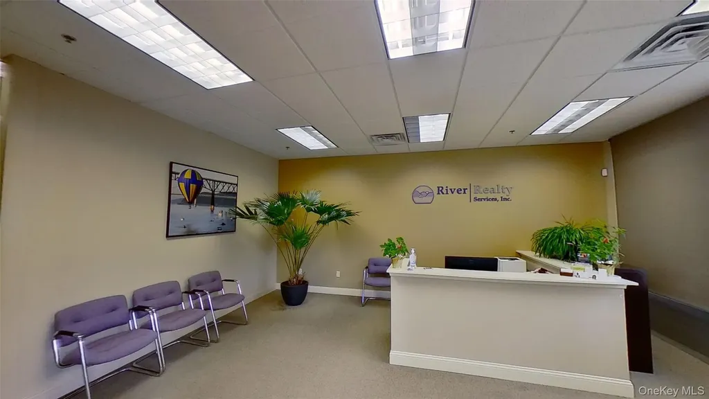 117 Executive Drive New Windsor NY 12553