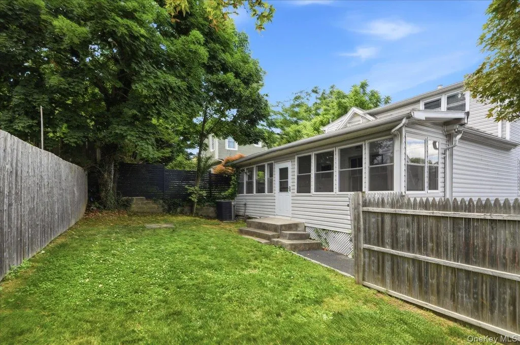 86 Maple Street Dobbs Ferry NY 10522