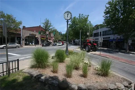 140 E Hartsdale Avenue Hartsdale NY 10530