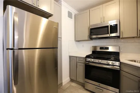 140 E Hartsdale Avenue Hartsdale NY 10530