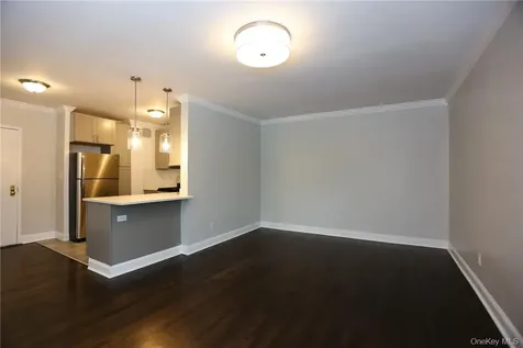 140 E Hartsdale Avenue Hartsdale NY 10530