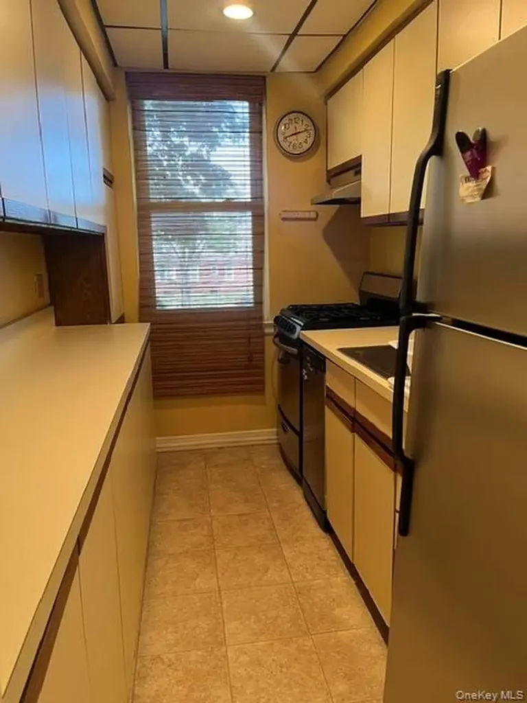 275 Maple Avenue Rockville Centre NY 11570