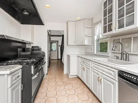 4 Depew Street Pleasantville NY 10570