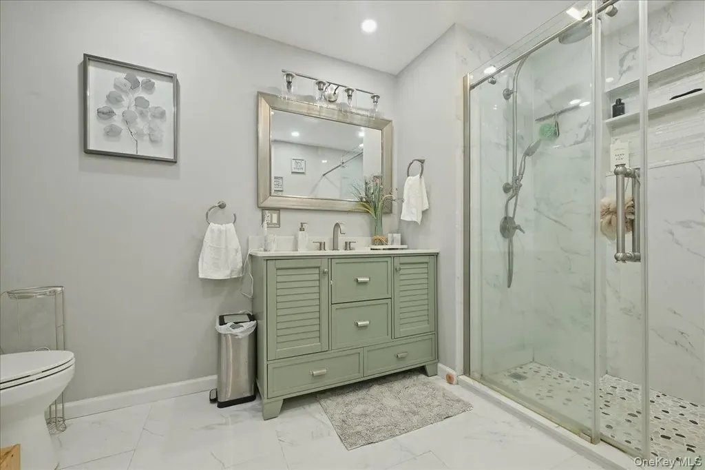 844 Park Lane North Woodmere NY 11581