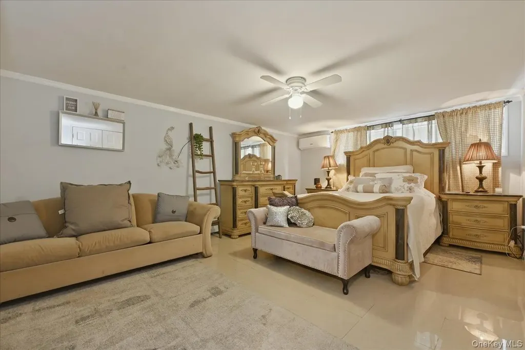 844 Park Lane North Woodmere NY 11581