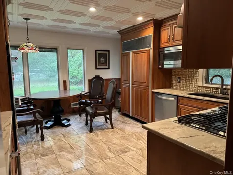 12 Warnke Lane Scarsdale NY 10583