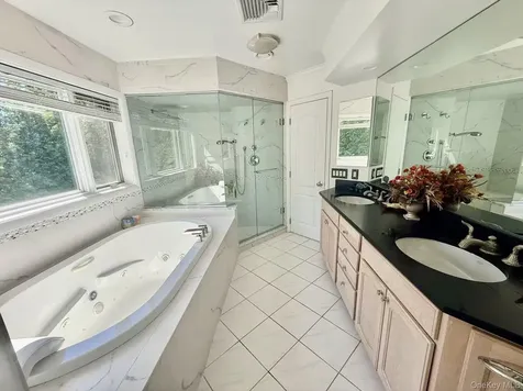 12 Warnke Lane Scarsdale NY 10583