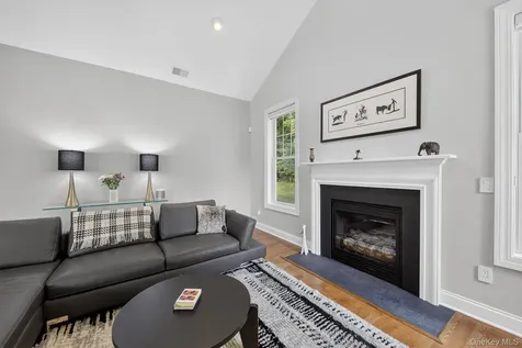 1 Maggie May Way Cold Spring NY 10516