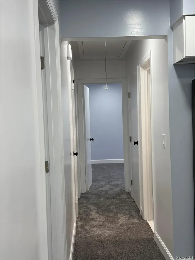 21 Cochran Place Valley Stream NY 11581