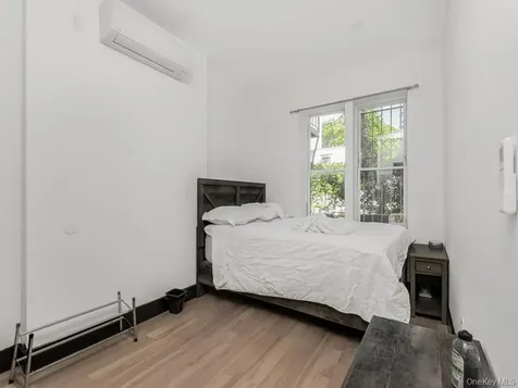 2458 Lorillard Place Bronx NY 10458