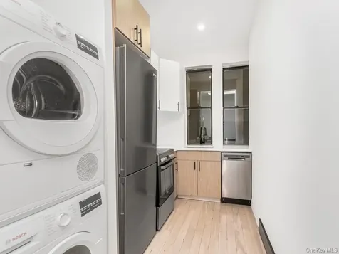 2458 Lorillard Place Bronx NY 10458