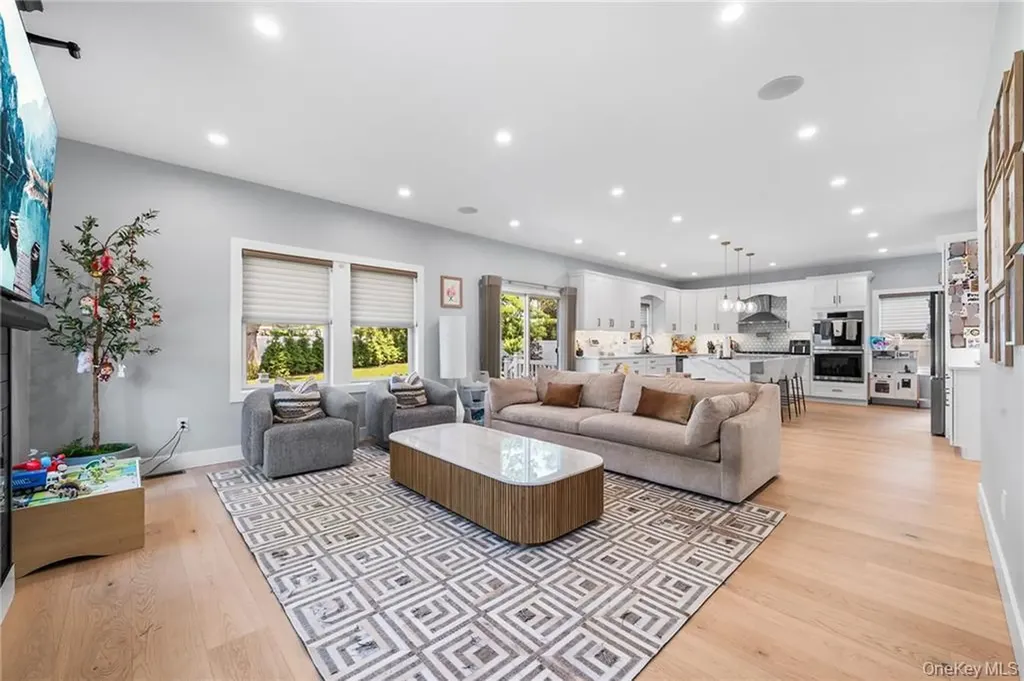 4037 Jean Avenue Bethpage NY 11714