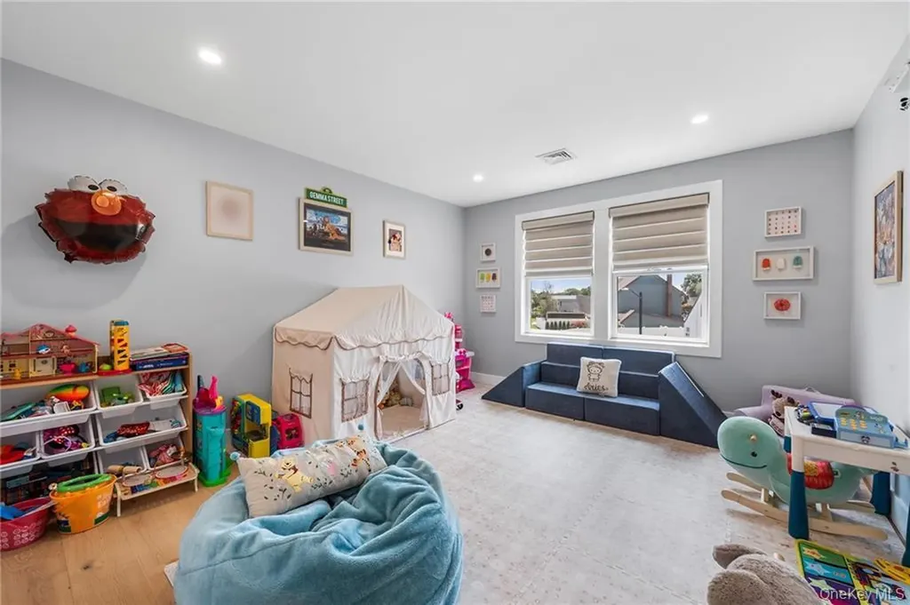 4037 Jean Avenue Bethpage NY 11714
