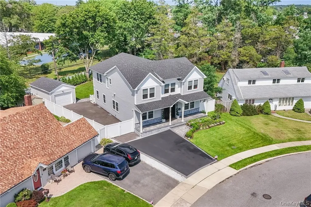 4037 Jean Avenue Bethpage NY 11714