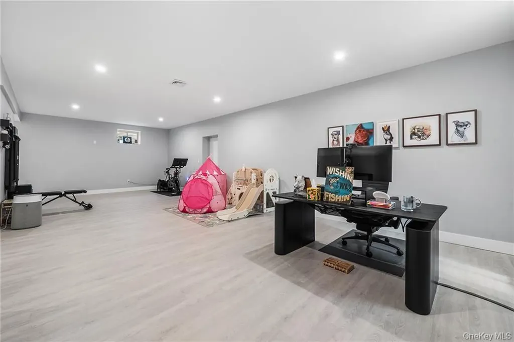 4037 Jean Avenue Bethpage NY 11714
