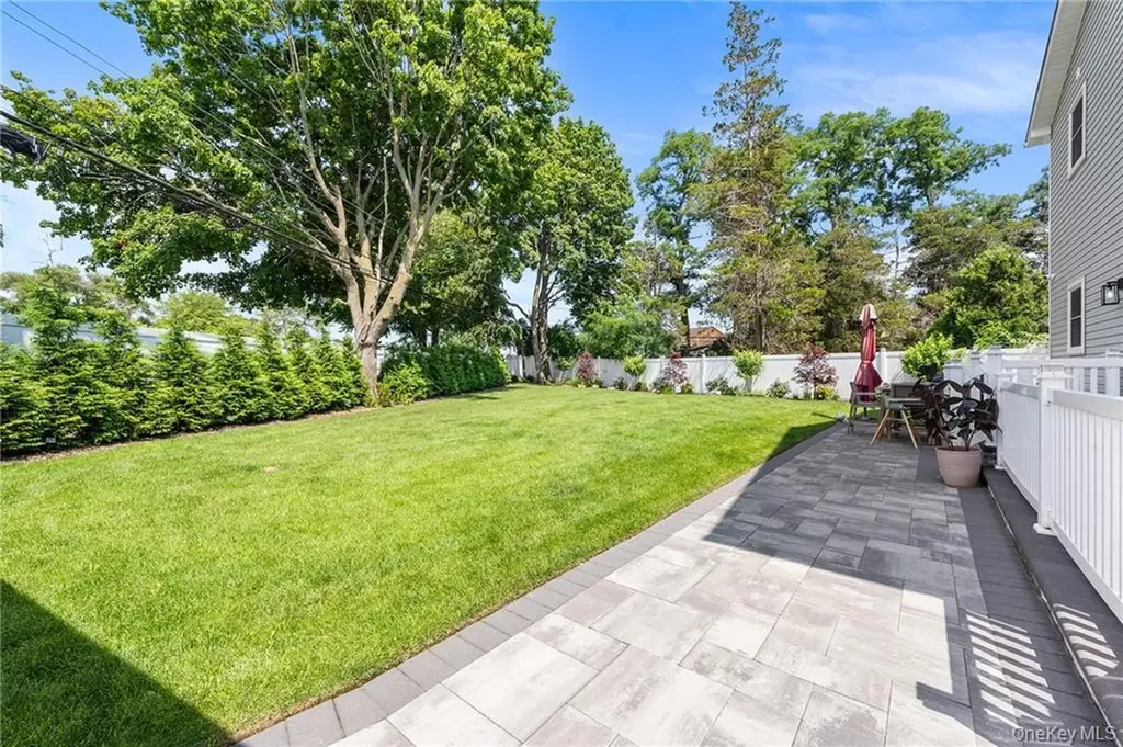 4037 Jean Avenue Bethpage NY 11714
