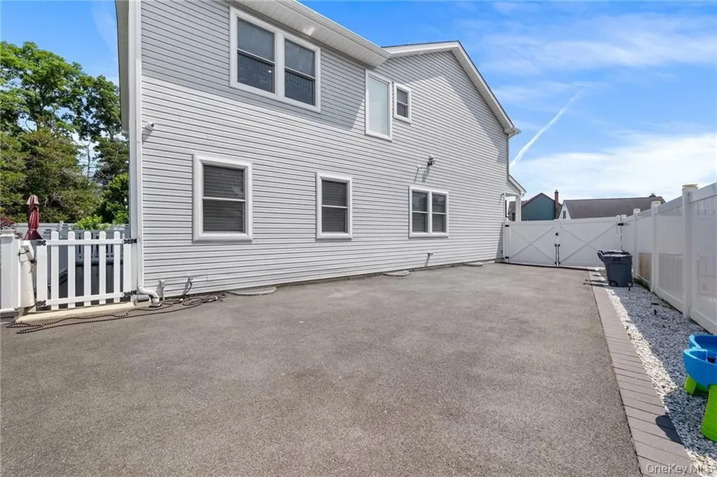 4037 Jean Avenue Bethpage NY 11714