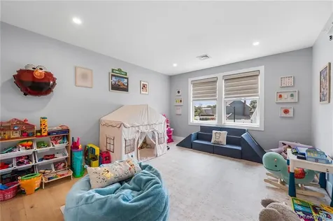 4037 Jean Avenue Bethpage NY 11714