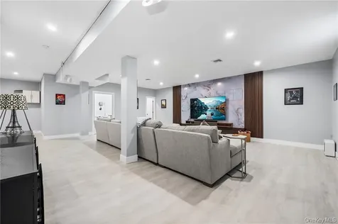 4037 Jean Avenue Bethpage NY 11714