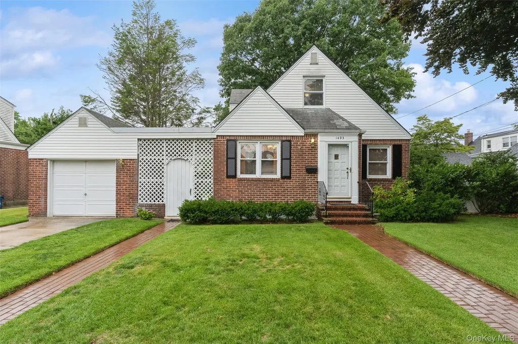 1493 New Hyde Park Drive New Hyde Park NY 11040