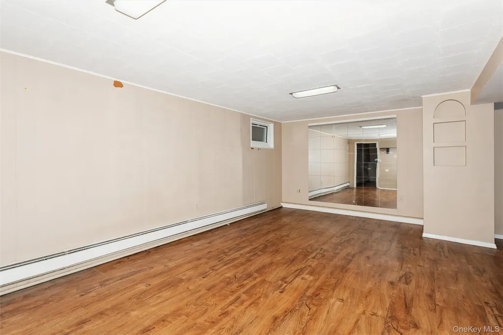 1493 New Hyde Park Drive New Hyde Park NY 11040