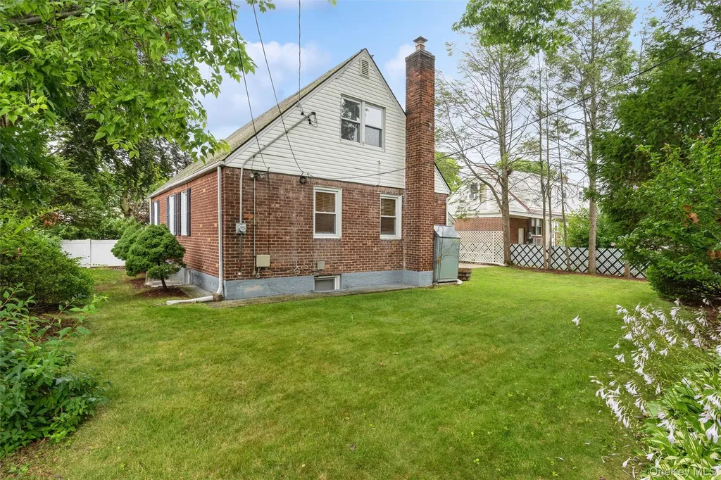 1493 New Hyde Park Drive New Hyde Park NY 11040
