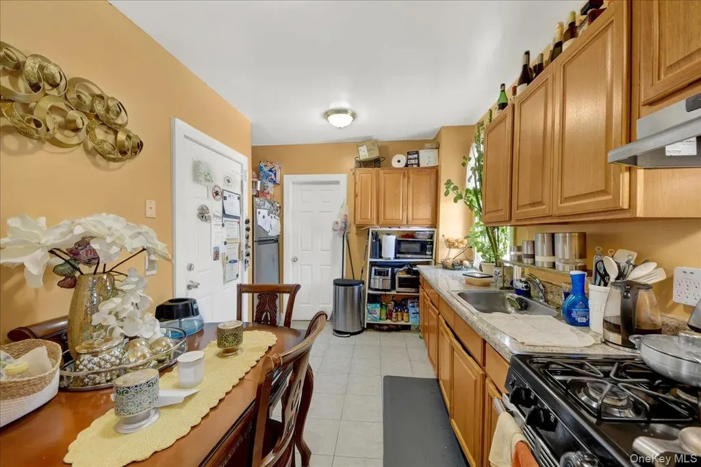28 Clinton Street Tarrytown NY 10591