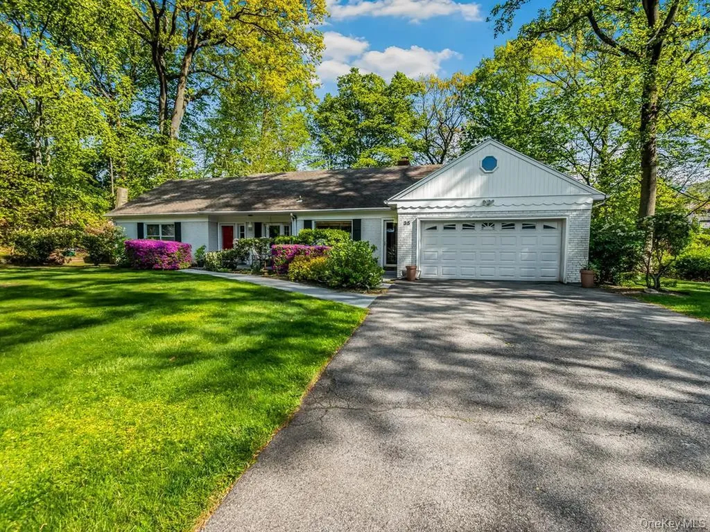35 Barnard Road New Rochelle NY 10801