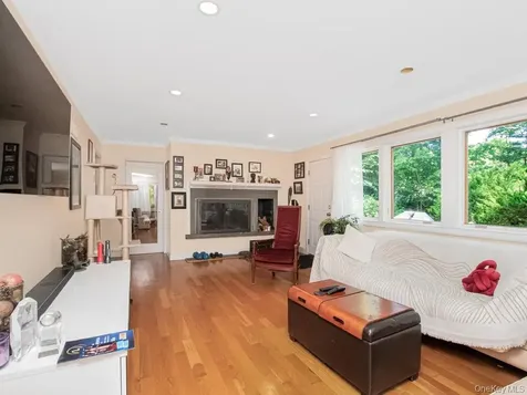 35 Barnard Road New Rochelle NY 10801