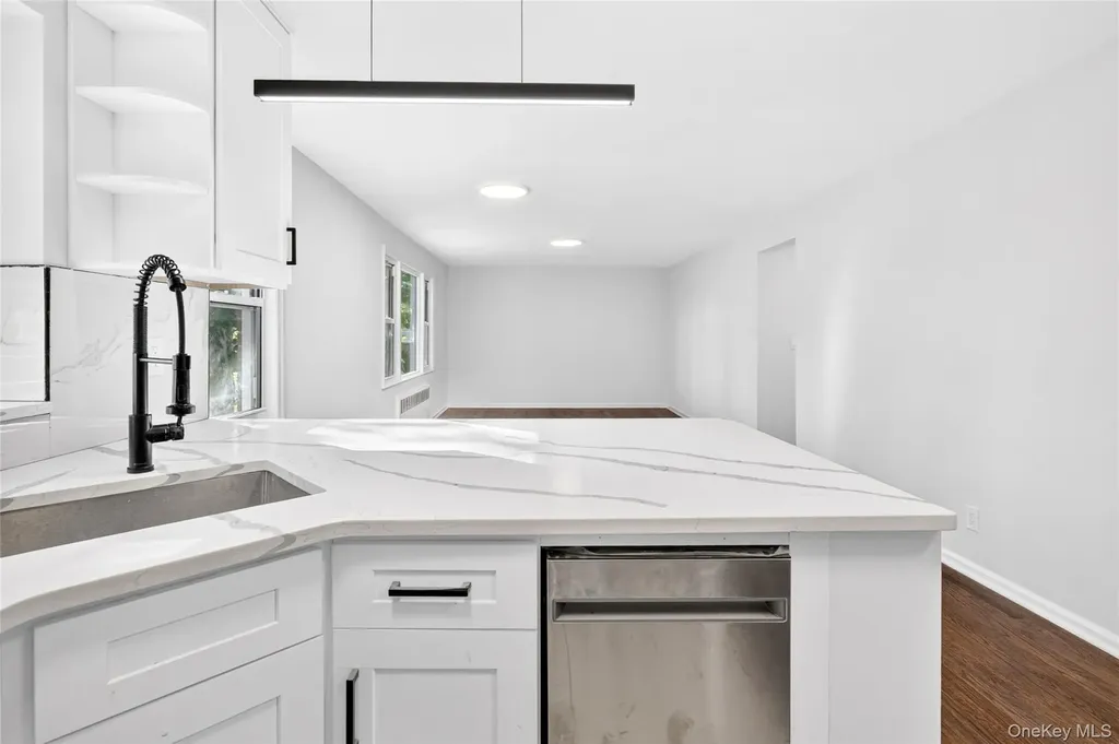 2 Soundview Avenue White Plains NY 10606