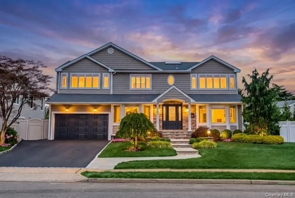 3343 Seawane Drive Merrick NY 11566