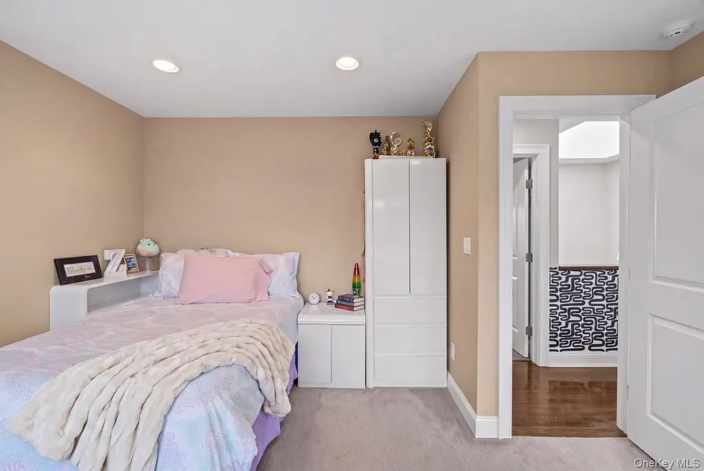 3343 Seawane Drive Merrick NY 11566