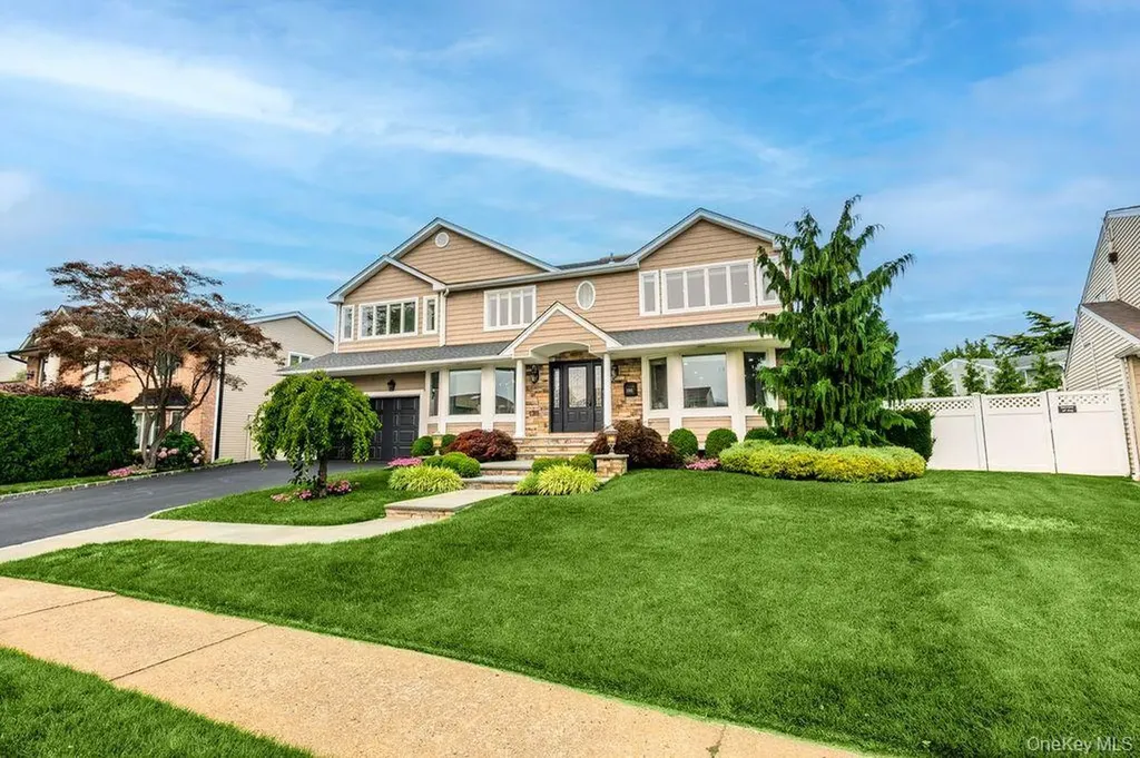 3343 Seawane Drive Merrick NY 11566