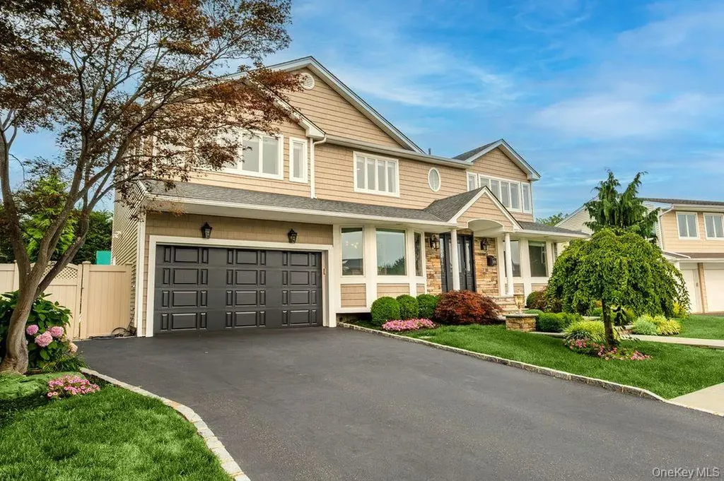 3343 Seawane Drive Merrick NY 11566