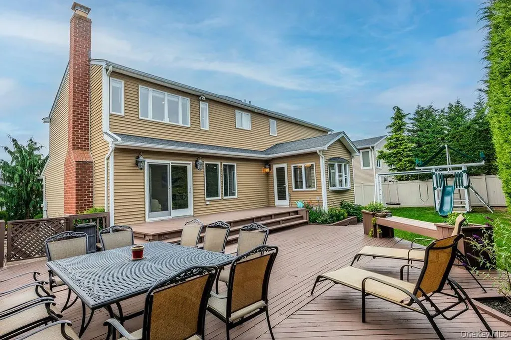 3343 Seawane Drive Merrick NY 11566